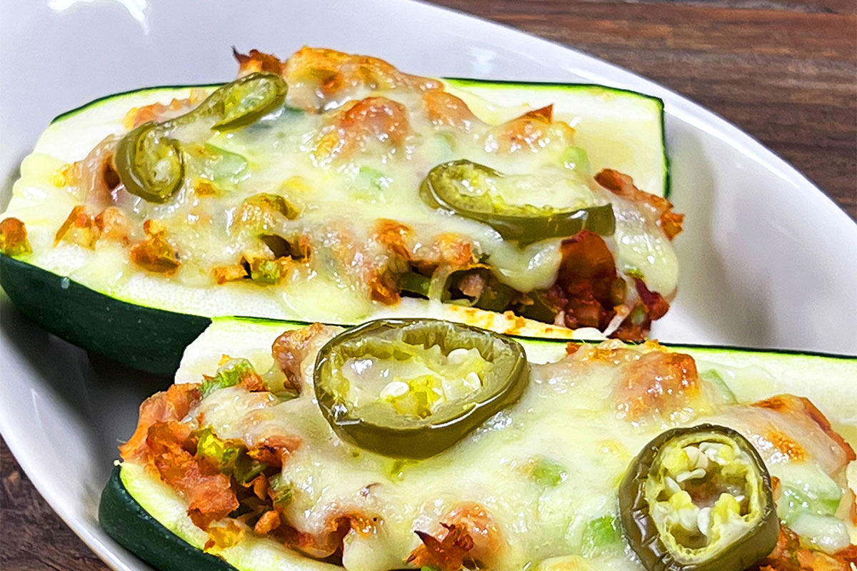 Tuna stuffed zucchinis